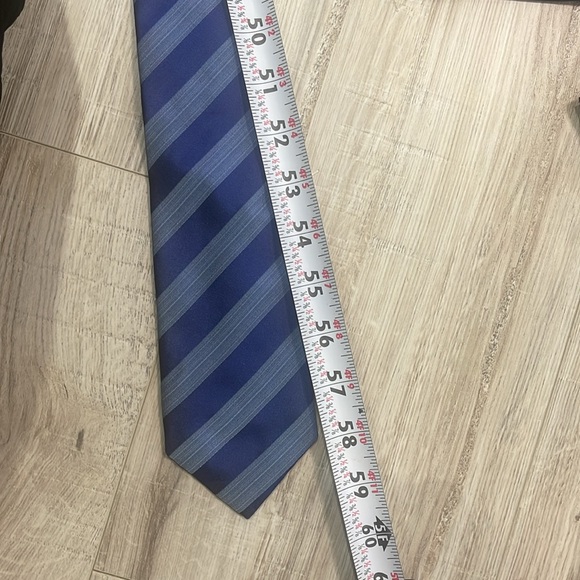 NWOT Designer Hugo Boss luxury tie- blue collection , seta
Silk - Picture 7 of 7